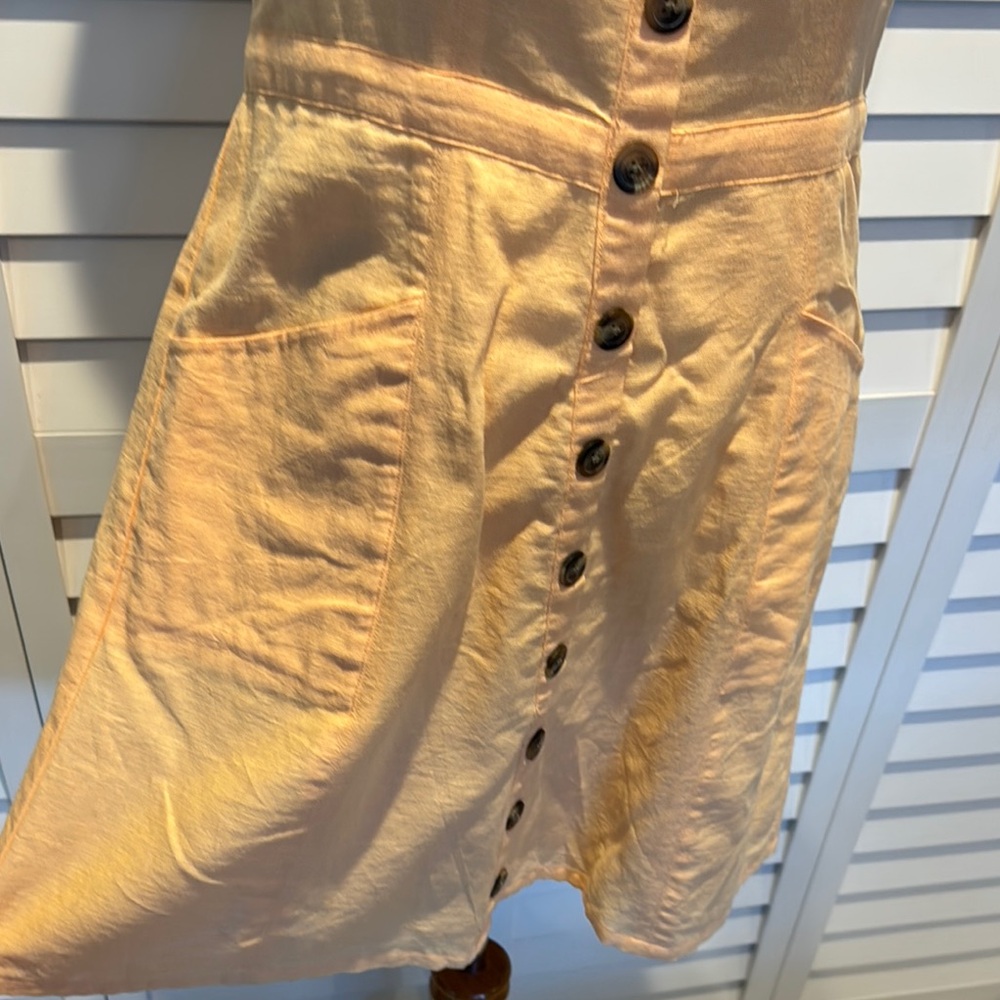 American Eagle Gold Strapless Buttoned Midi lined Sundress with side zipper. - Picture 3 of 12